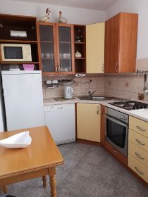 A6 2019 kitchen.jpg